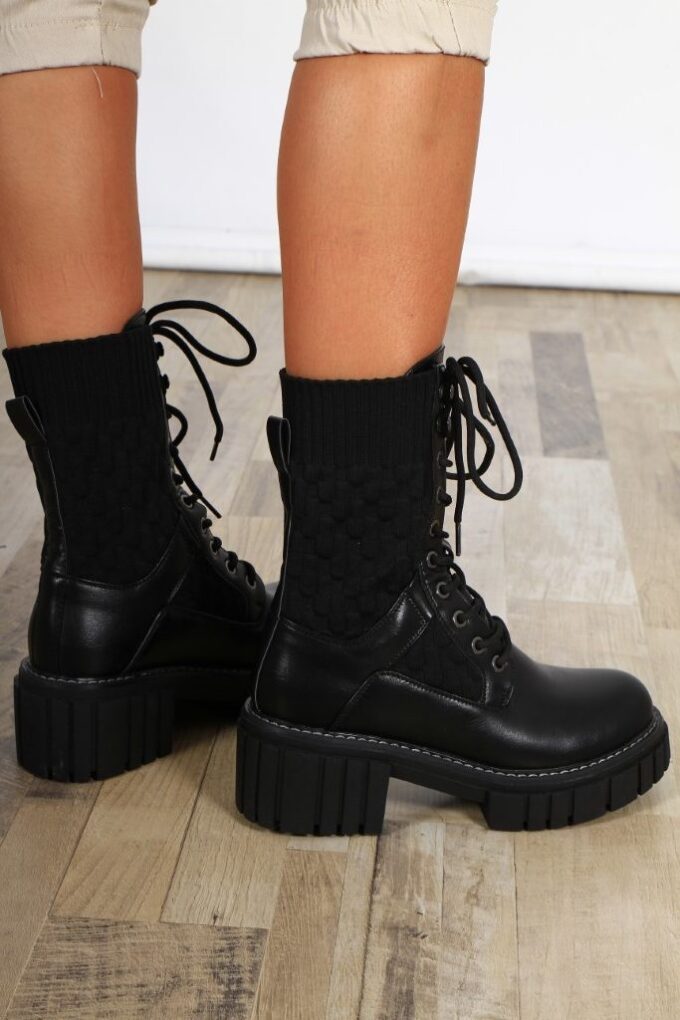 Botas Cordones