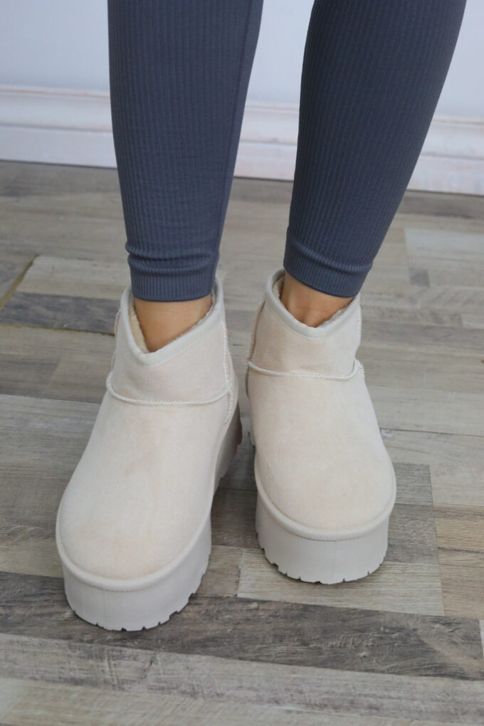 Botín Doble Suela Pelitos