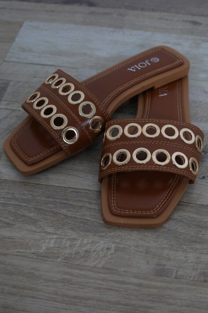 Sandalias Tachuelas