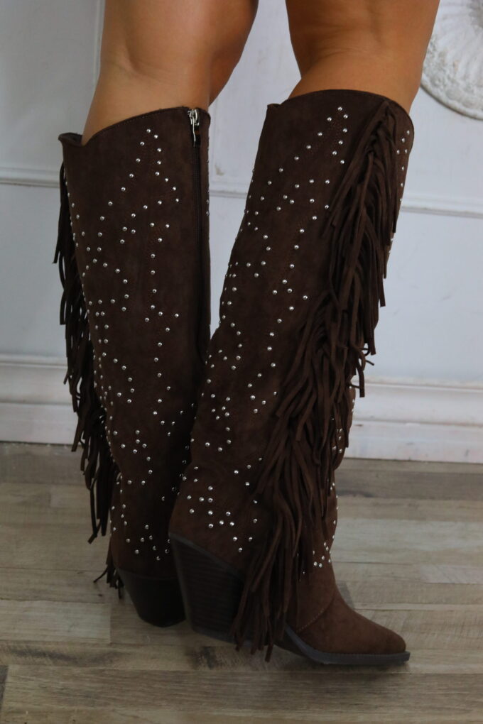 Botas Flecos Tachuelas