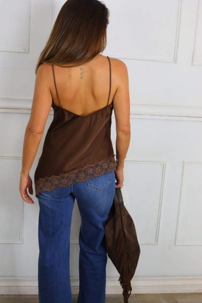 Lencera Encaje Asimétrica