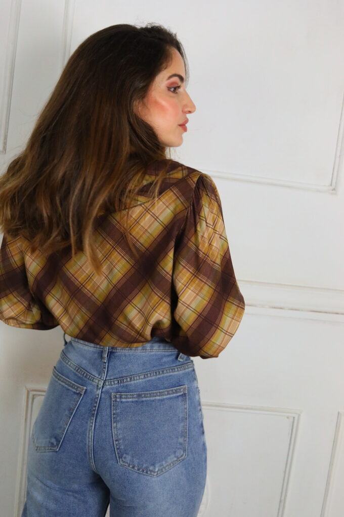 Blusa Escote Volantes Estampada