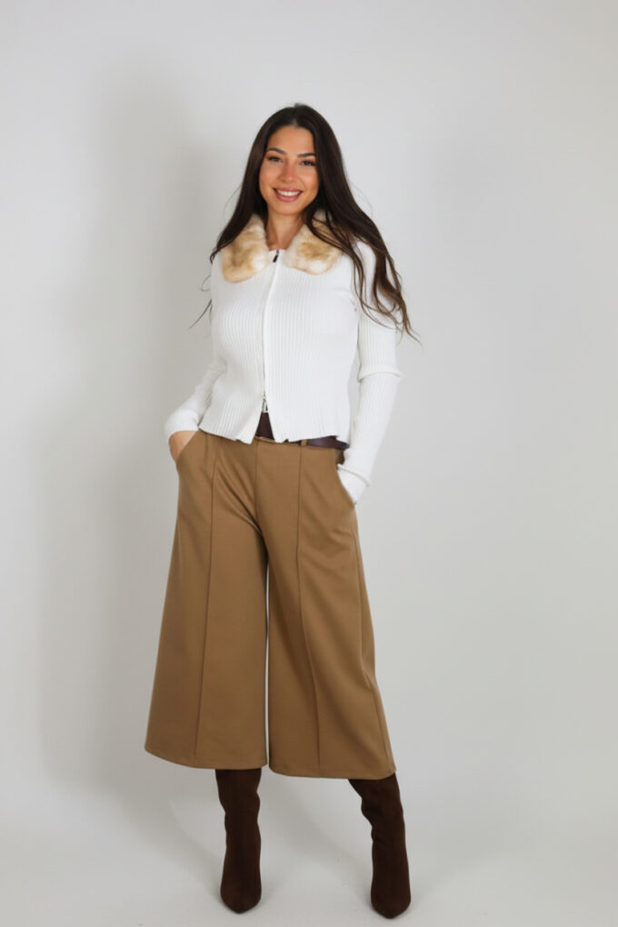 Rebeca Pelos Cremallera