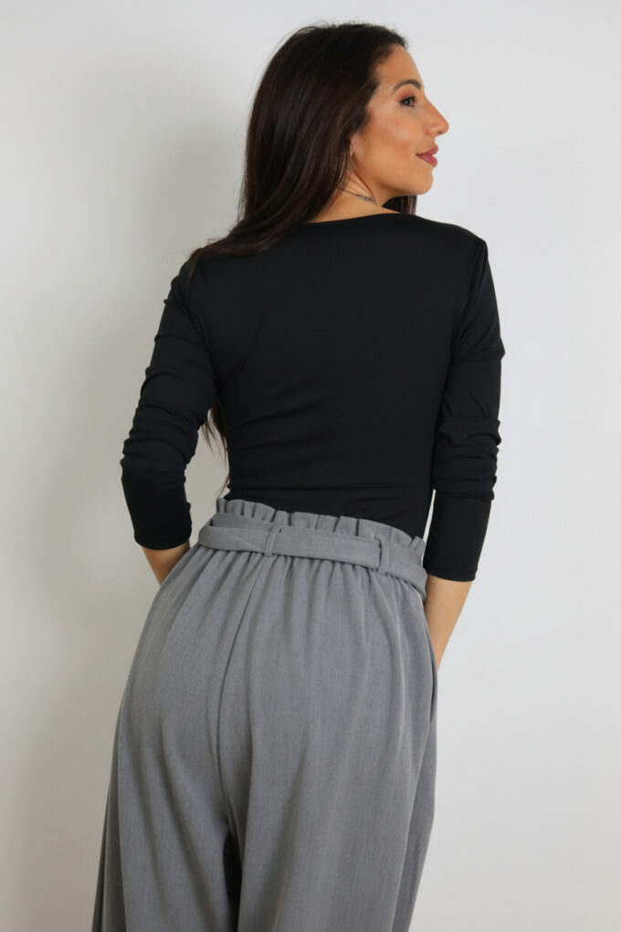 Camiseta Cascos Pliegues