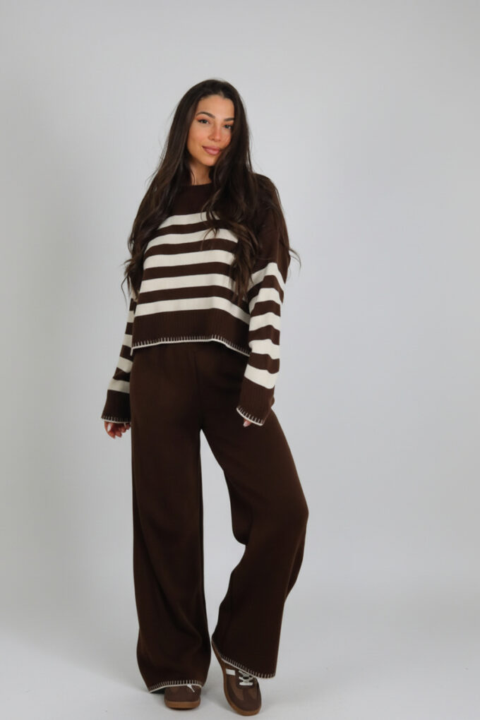 Conjunto Punto Rayas