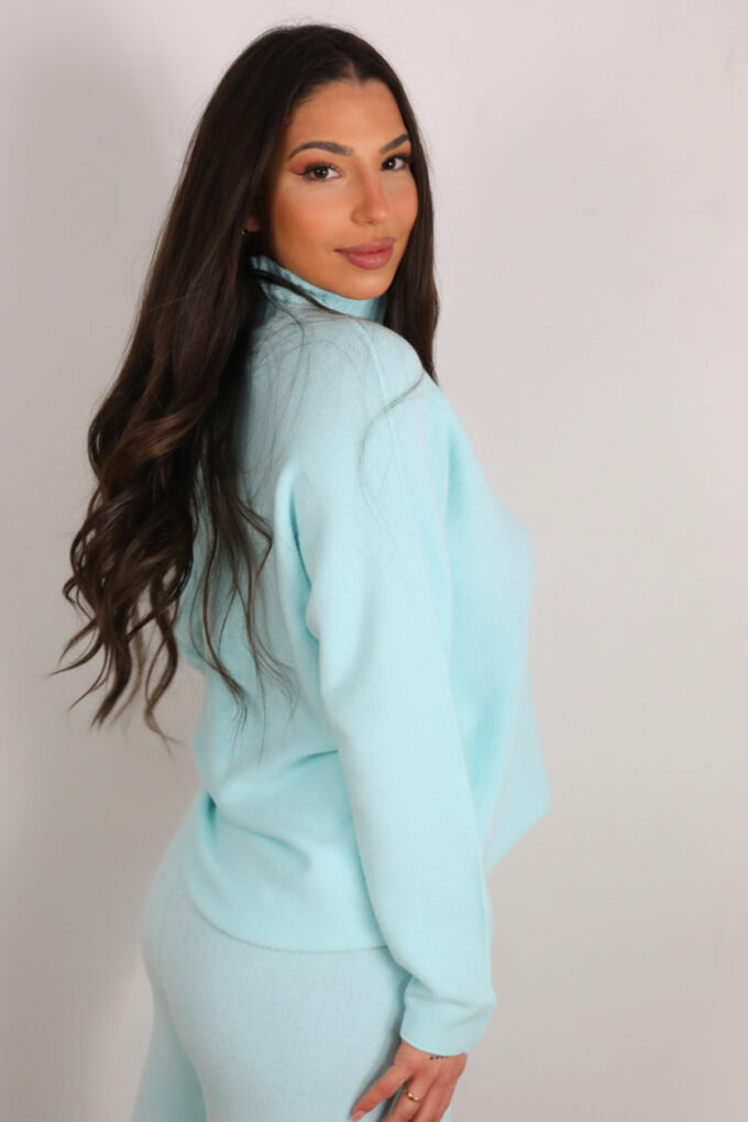 Conjunto Punto Cuello Medio