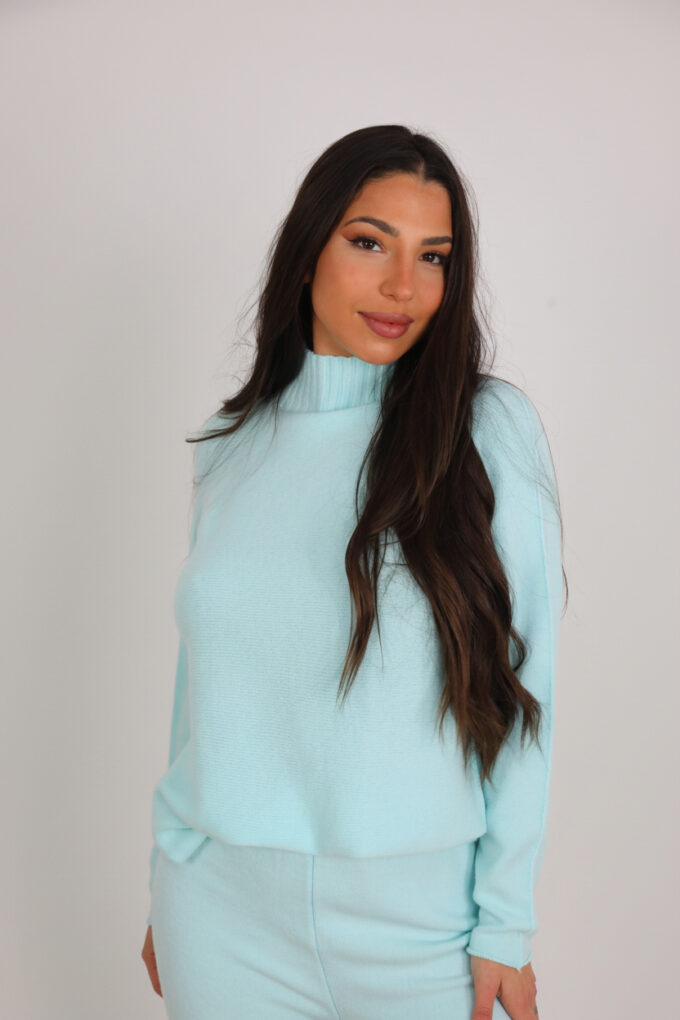 Conjunto Punto Cuello Medio