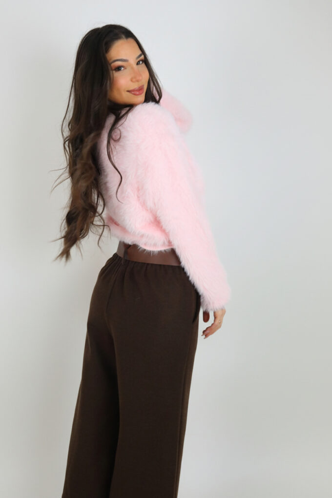 Rebeca Pelitos Metal