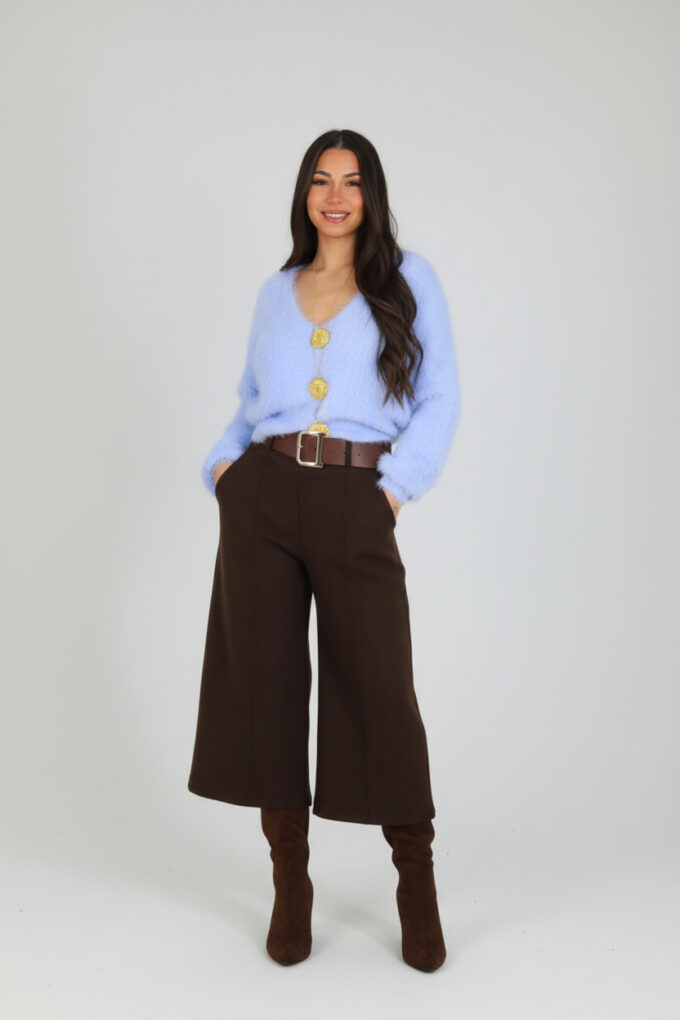 Rebeca Pelitos Metal