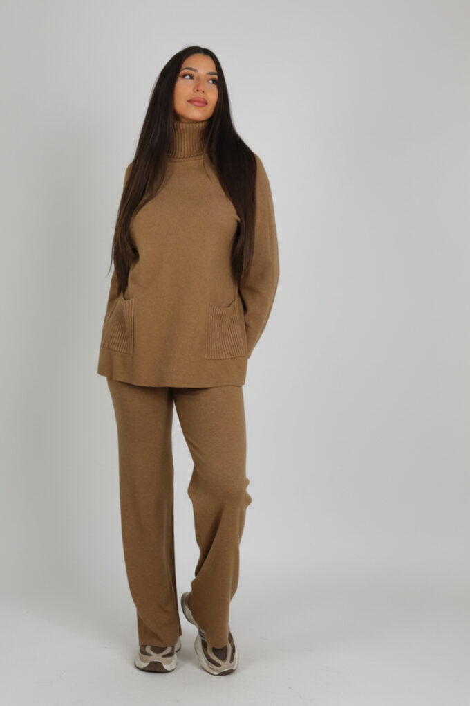 Conjunto Punto Cuello Vuelto