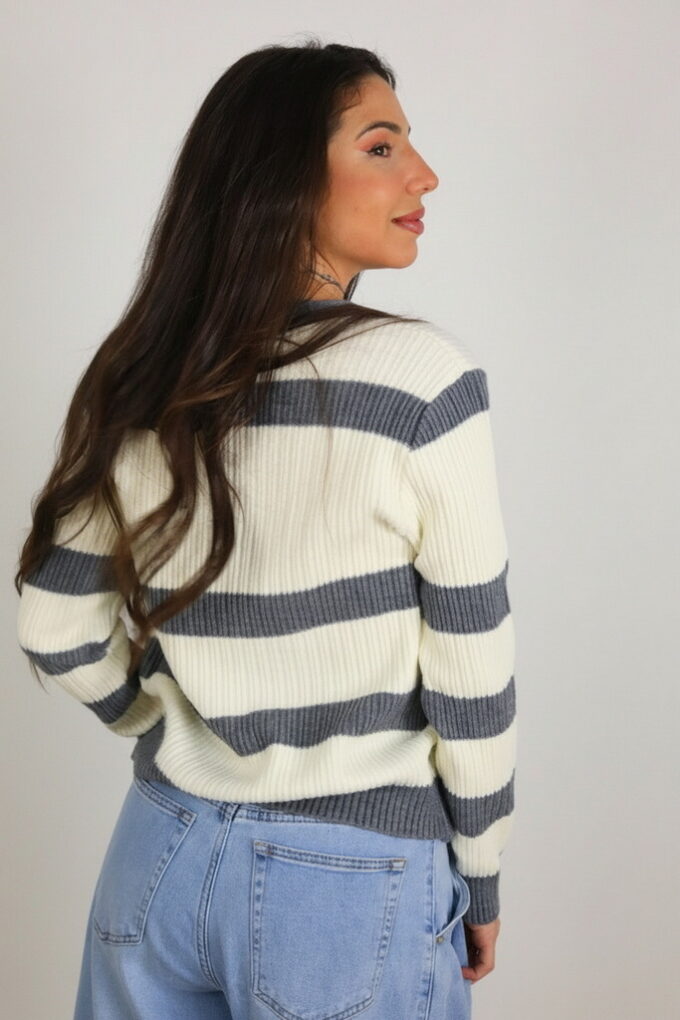 Rebeca Acanalada Rayas