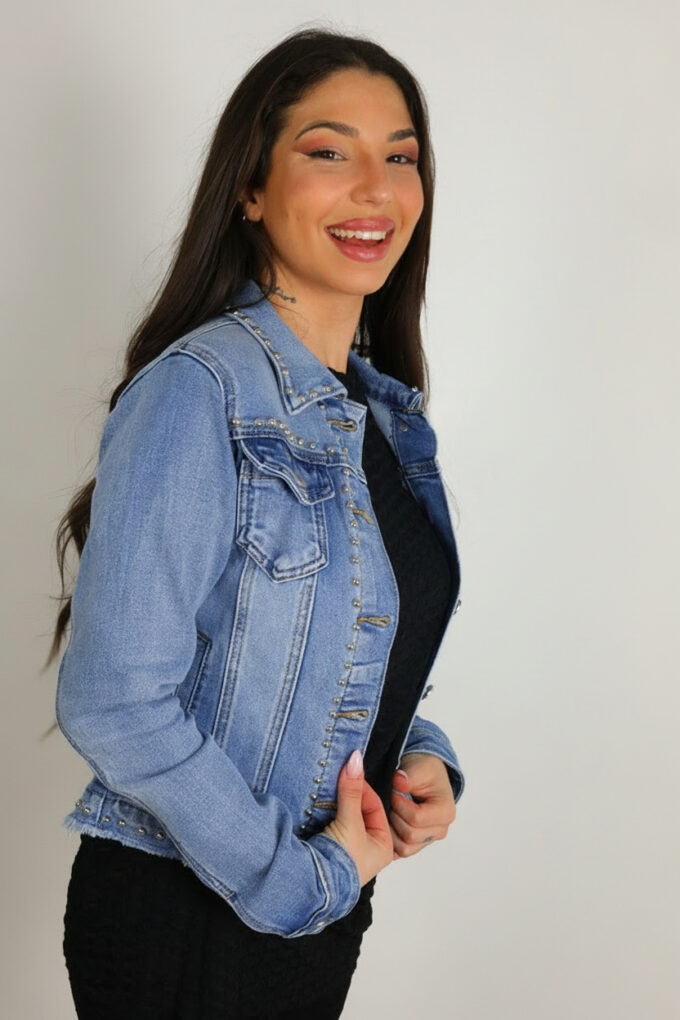 Chaqueta Vaquera Tachuelas