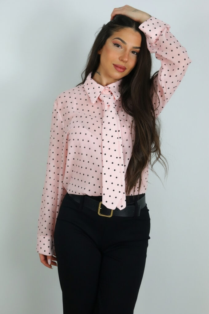 Camisa Lunares Con Corbata