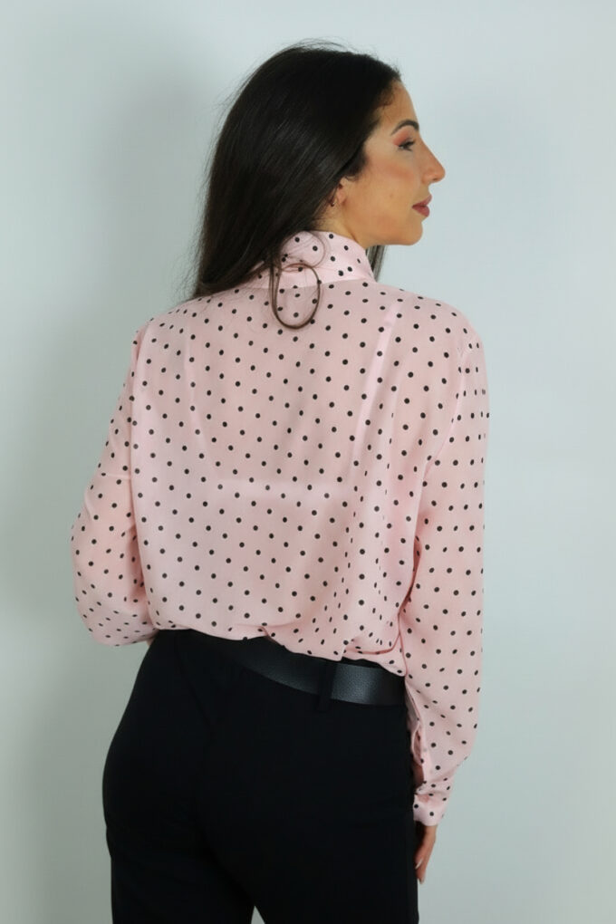 Camisa Lunares Con Corbata