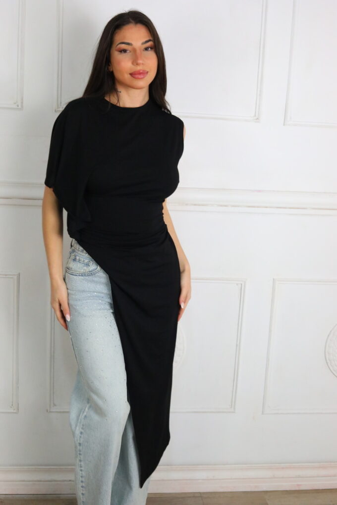 Camiseta Larga Asimétrica