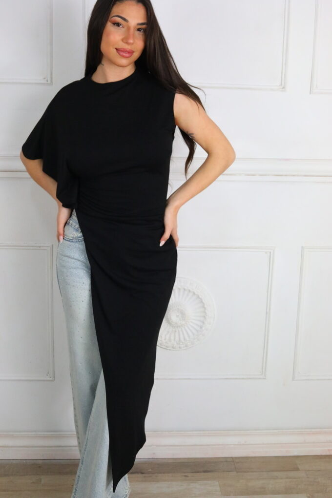 Camiseta Larga Asimétrica