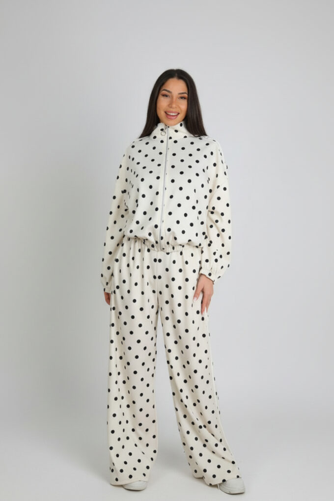 Conjunto Sport Lunares