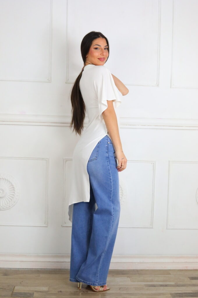 Camiseta Larga Asimétrica