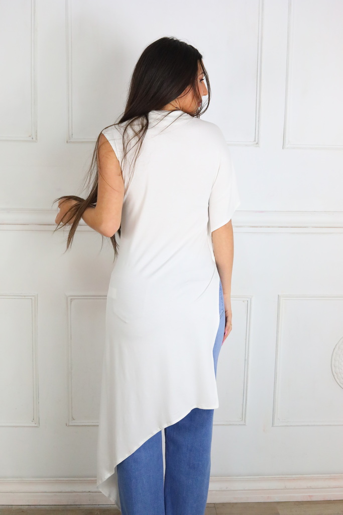 Camiseta Larga Asimétrica - Imagen 8