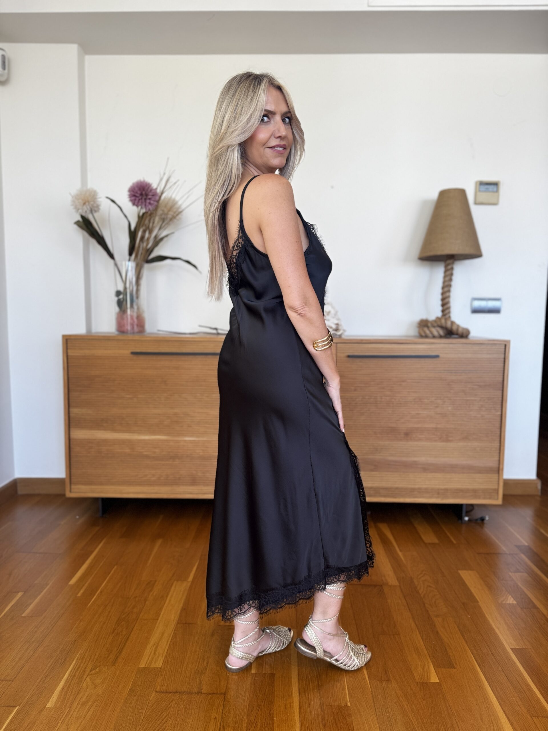 Vestido Lencero Encaje - Imagen 4