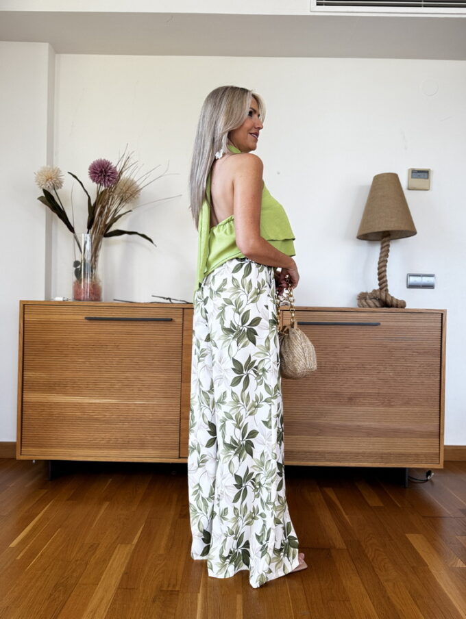 Blusa Volantes Asimétrica