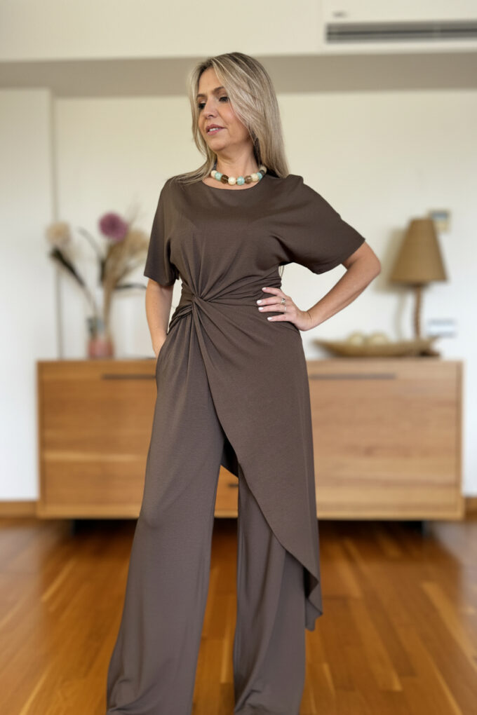 Camiseta Asimétrica Nudo - Única, Marrón oscuro
