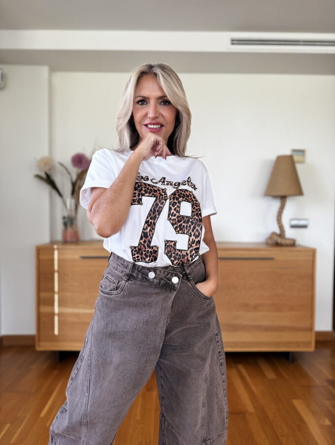 Camiseta Print Tachuelas