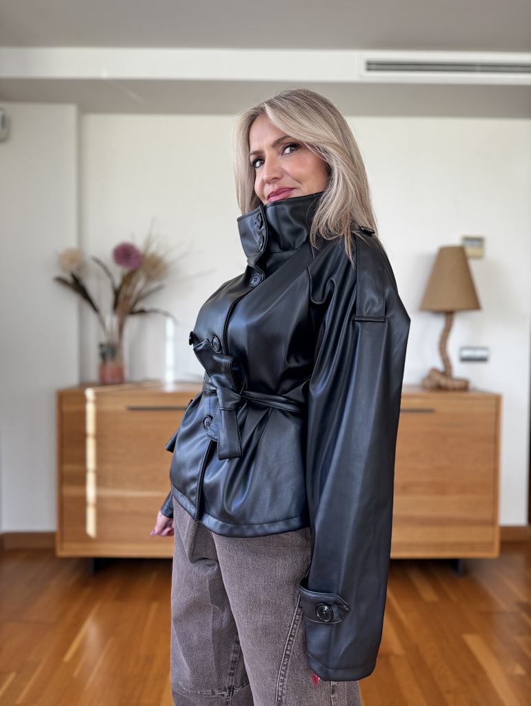 Gabardina Corta Polipiel - Imagen 3