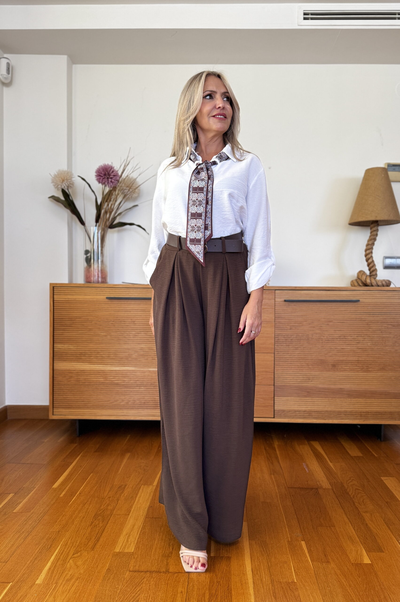 Blusa Con Pañuelo - Imagen 2