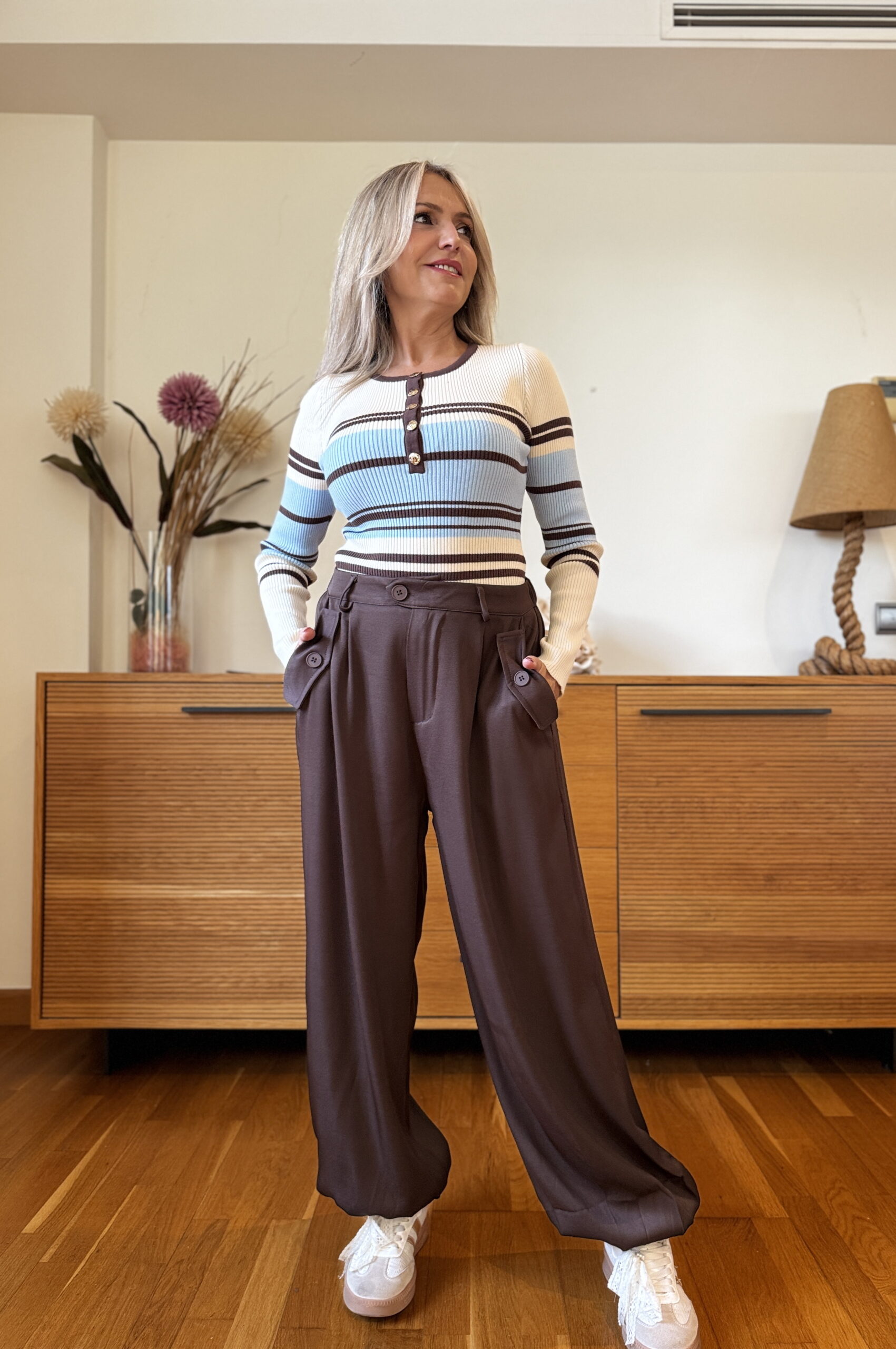 Pantalon Bajo Botón - Imagen 7