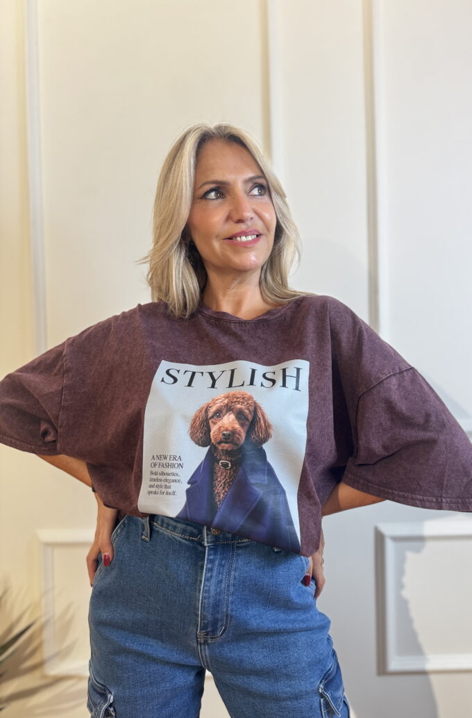 Camiseta Lavado Dog - Única, Burdeos