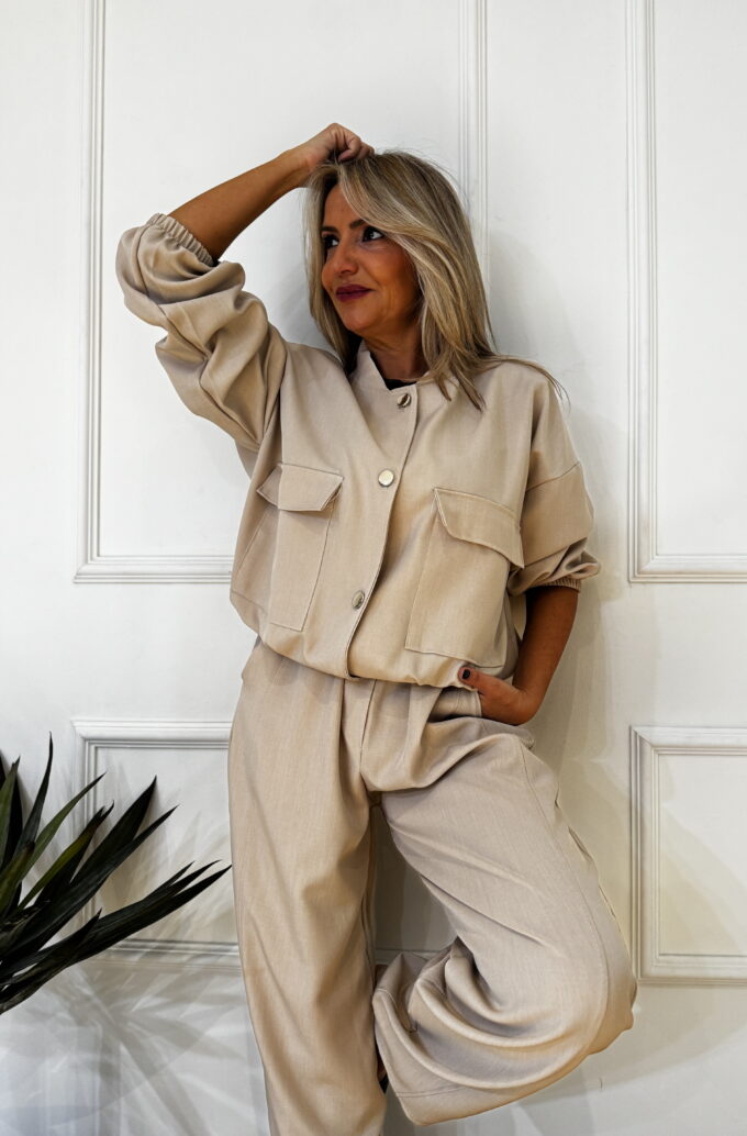Bomber Cargo Botones - Única, Beige