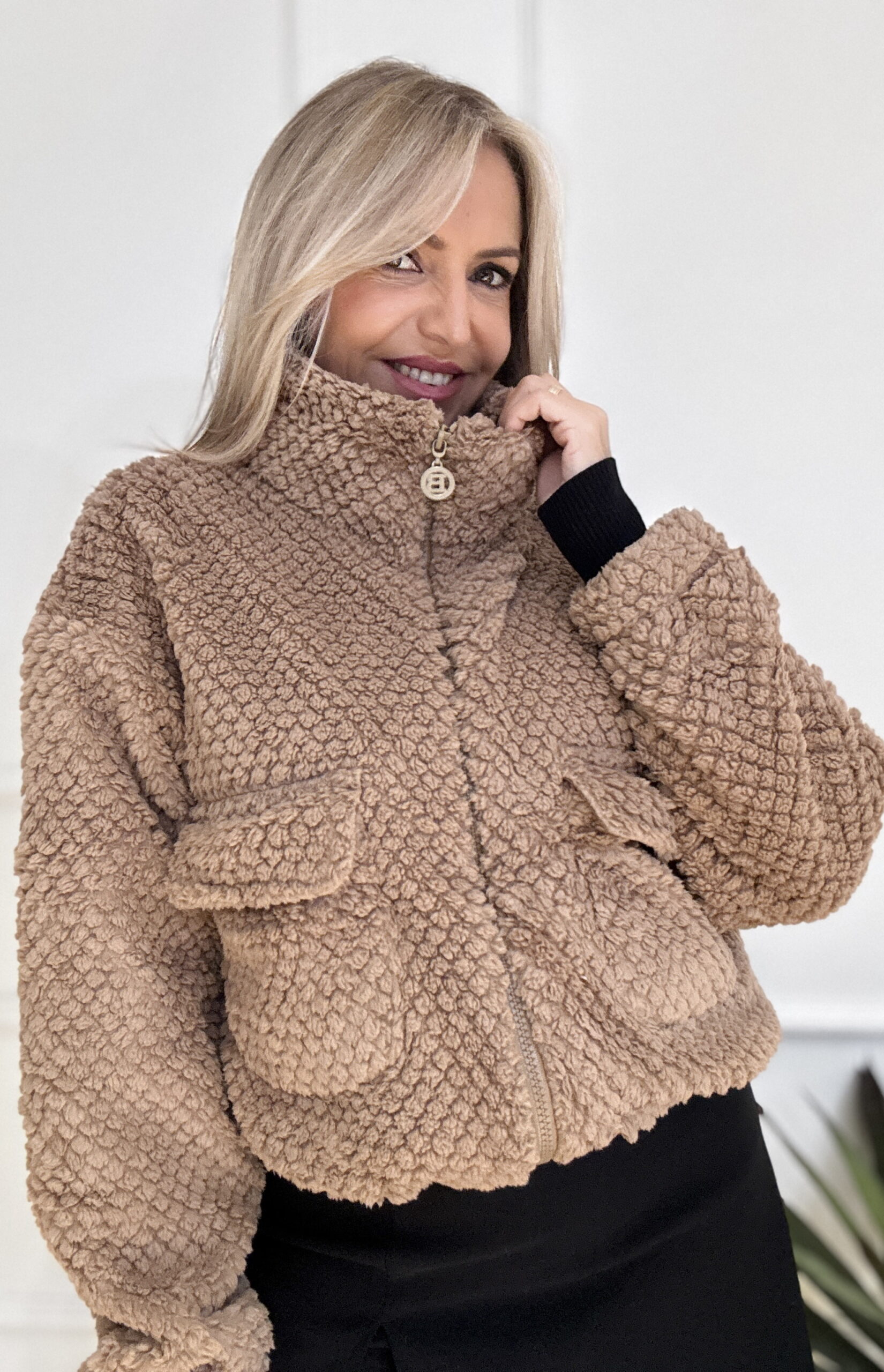Chaqueta Cargo Pelos - Imagen 6